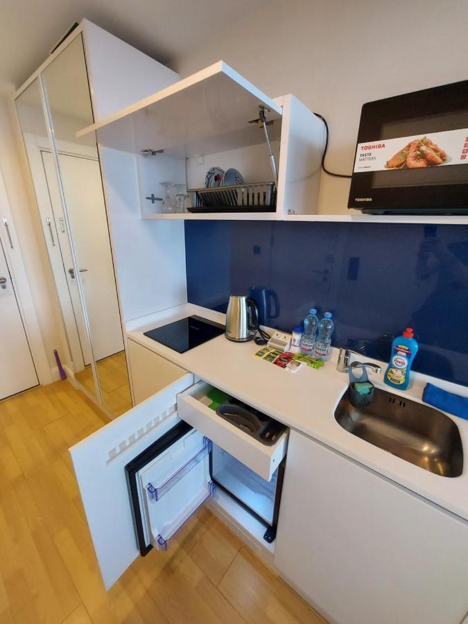 דירות באטומי Номера На Высоких Этажах 24,31 מראה חיצוני תמונה